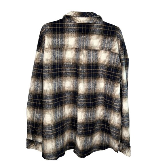 Kittenish Women's Oversized Button-Up Shacket Shirt X-Large Navy & Beige - Picture 2 of 8